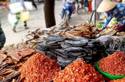 can-tho-market-in-mekong-delta-900000-food