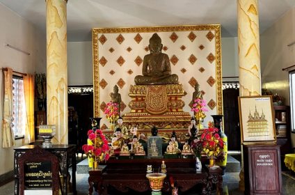 munirensay-khmer-buddhist-temple-in-can-tho-900000-mekong-delta-shrine