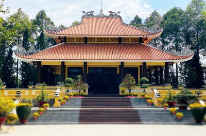 president-ton-duc-thang-memorial-in-an-giang-880000-mekong-delta-facade